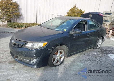 2012 Toyota Camry Se z USA, uszkodzony, nr VIN 4T1BF1FK6CU174962
